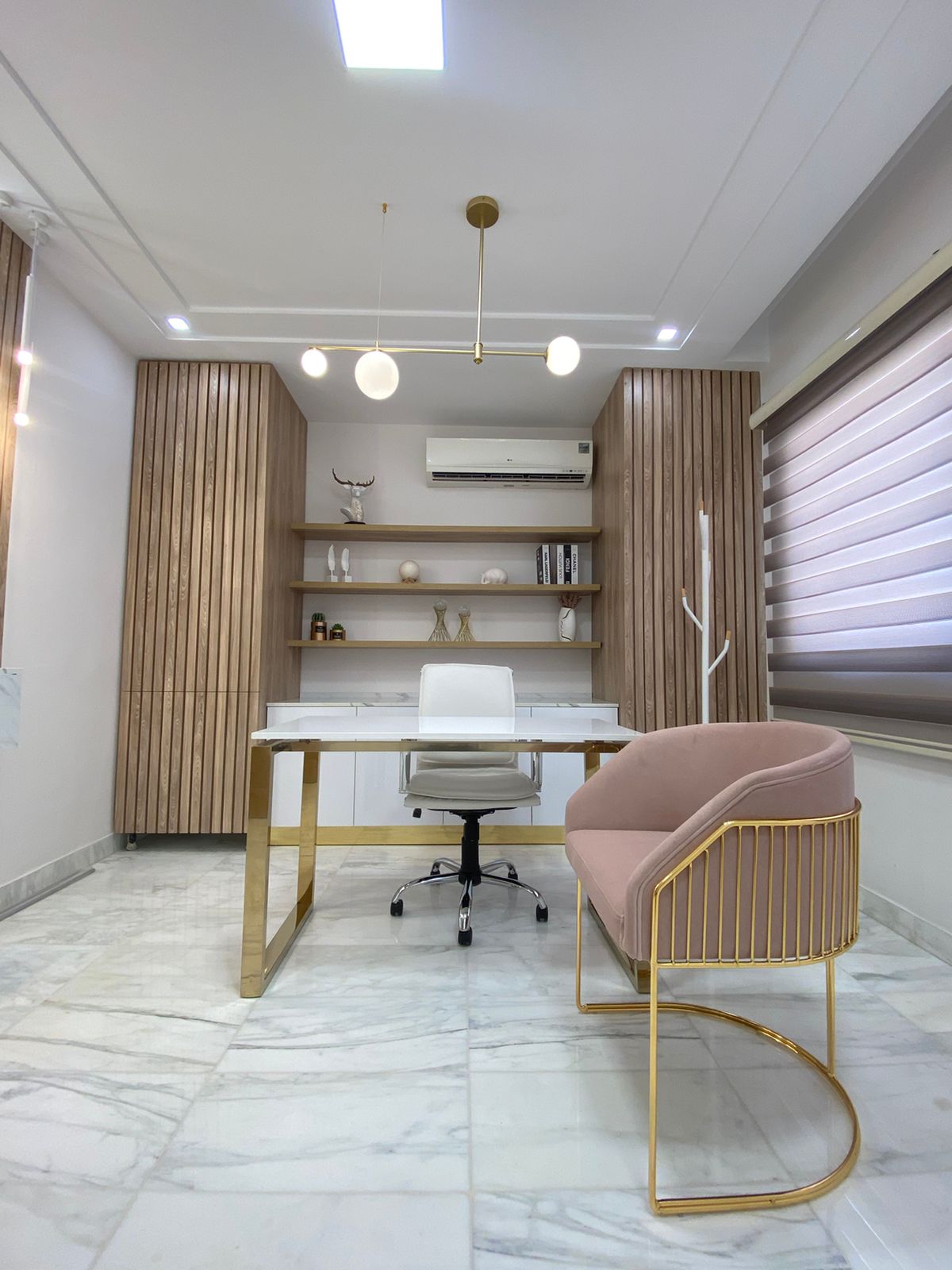 Bureau de consultation du Skin Recovery Center